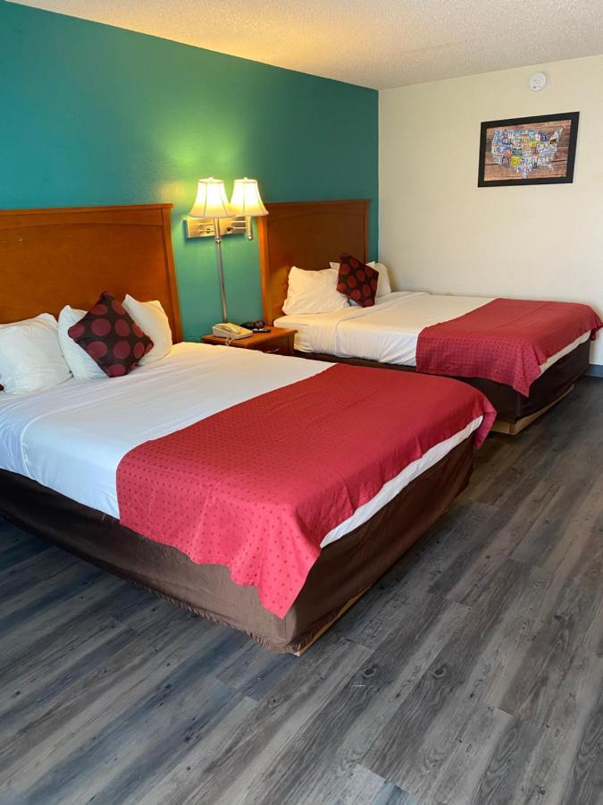 Americas Best Value Inn Salina Buitenkant foto