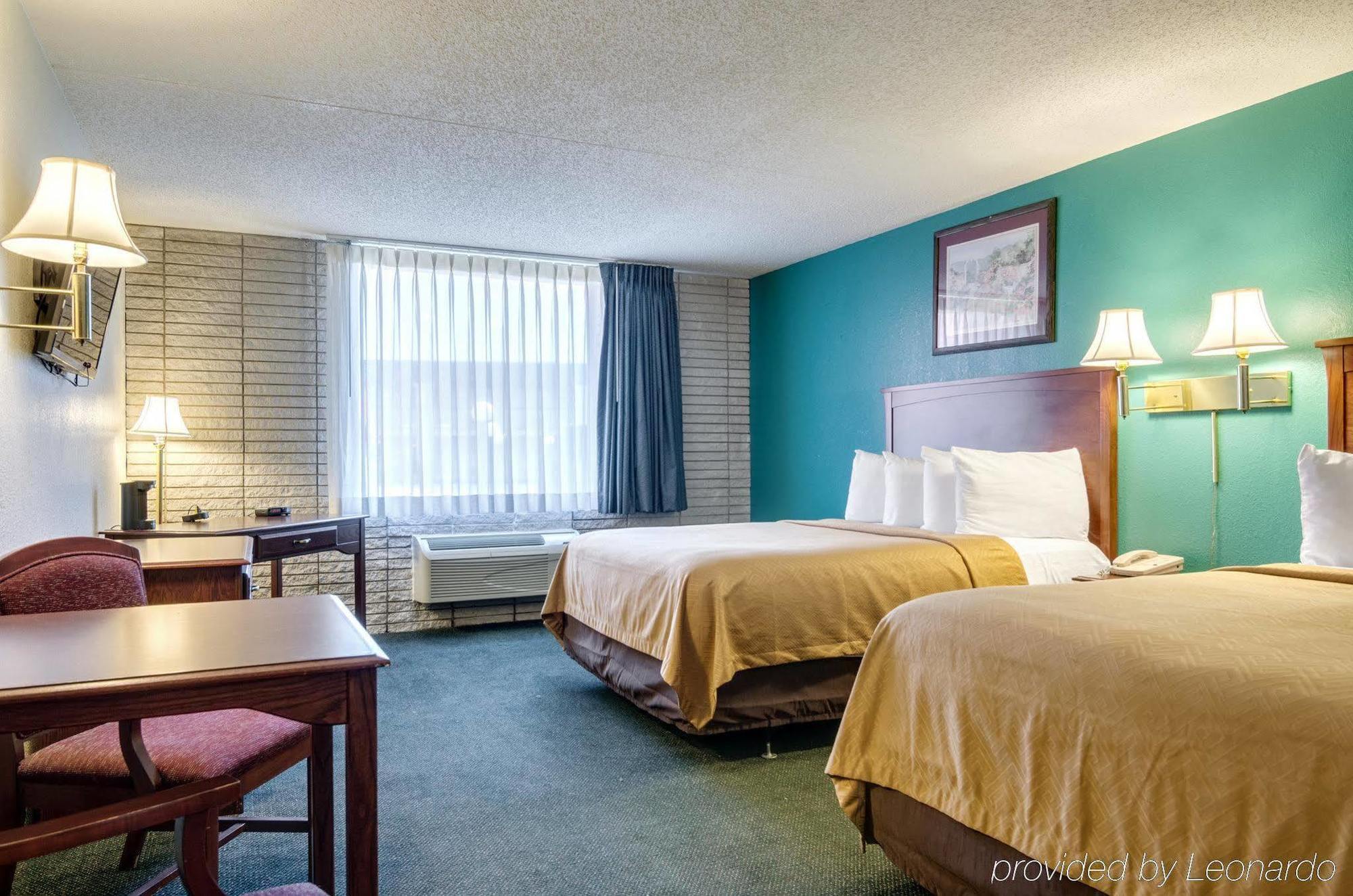 Americas Best Value Inn Salina Buitenkant foto
